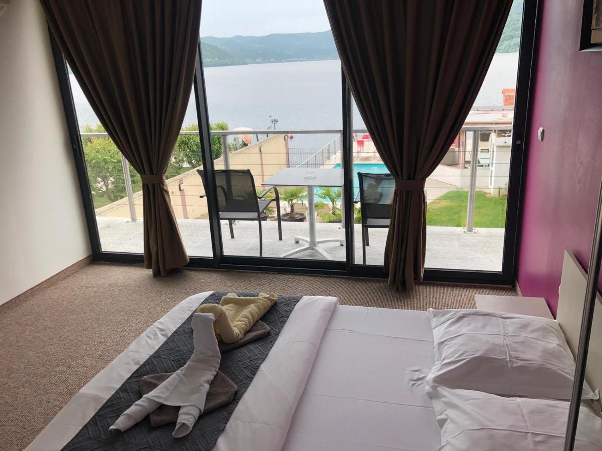 Casa Doma Orsova Hotell Eksteriør bilde