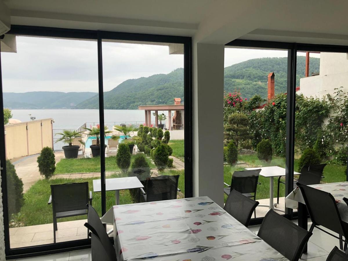 Casa Doma Orsova Hotell Eksteriør bilde