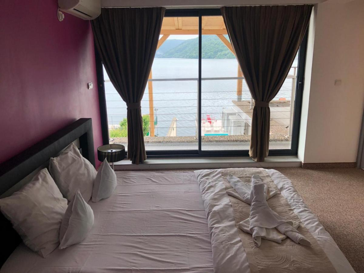 Casa Doma Orsova Hotell Eksteriør bilde
