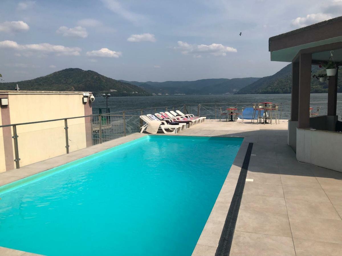 Casa Doma Orsova Hotell Eksteriør bilde