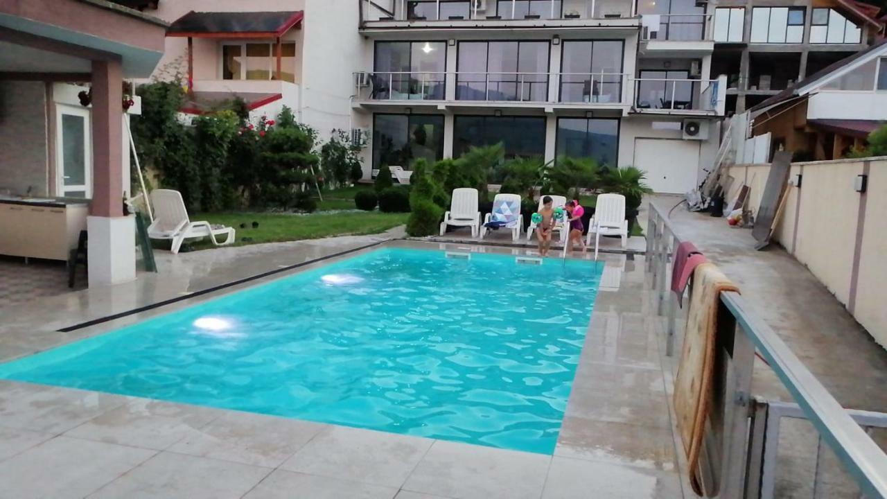 Casa Doma Orsova Hotell Eksteriør bilde